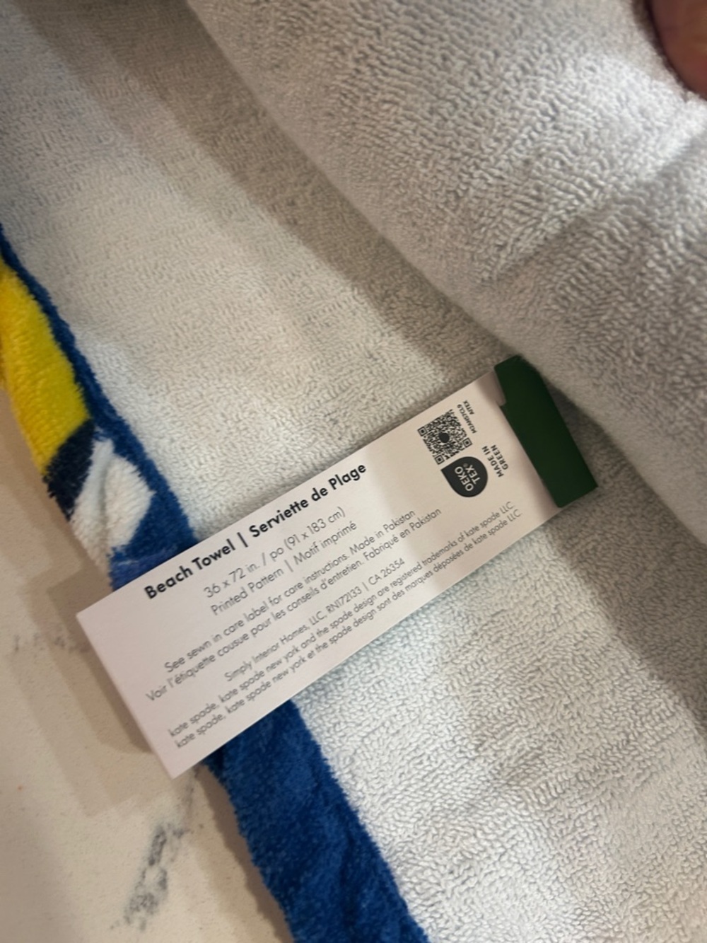 New kate spade blue and yellow lemon print beach towel - Picture 5 of 8